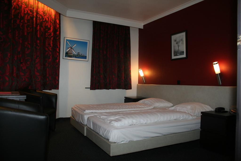 Hotel Admiraal Lanaken Exteriér fotografie