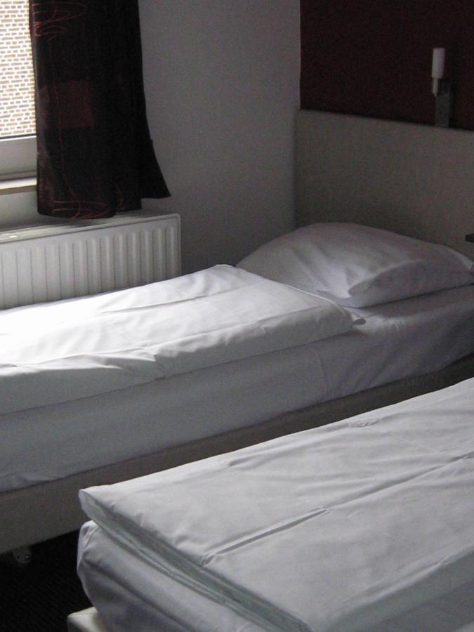 Hotel Admiraal Lanaken Pokoj fotografie