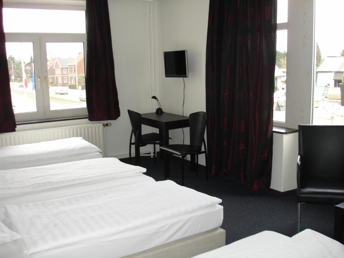 Hotel Admiraal Lanaken Pokoj fotografie